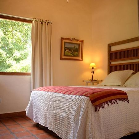 GOLF - Casa de huéspedes Tandil Esterno foto